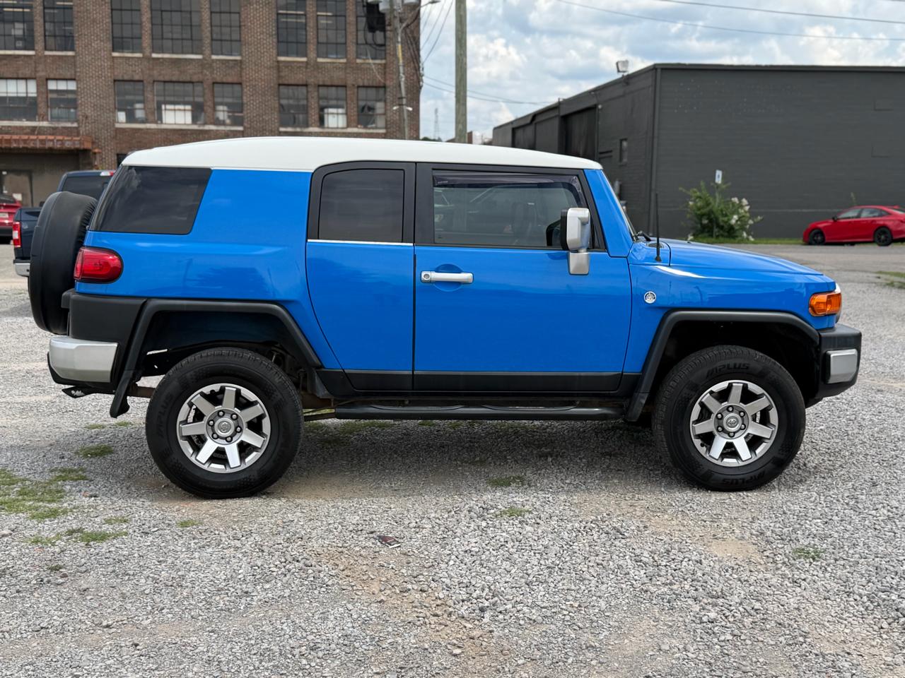 Toyota FJ Cruiser  2007