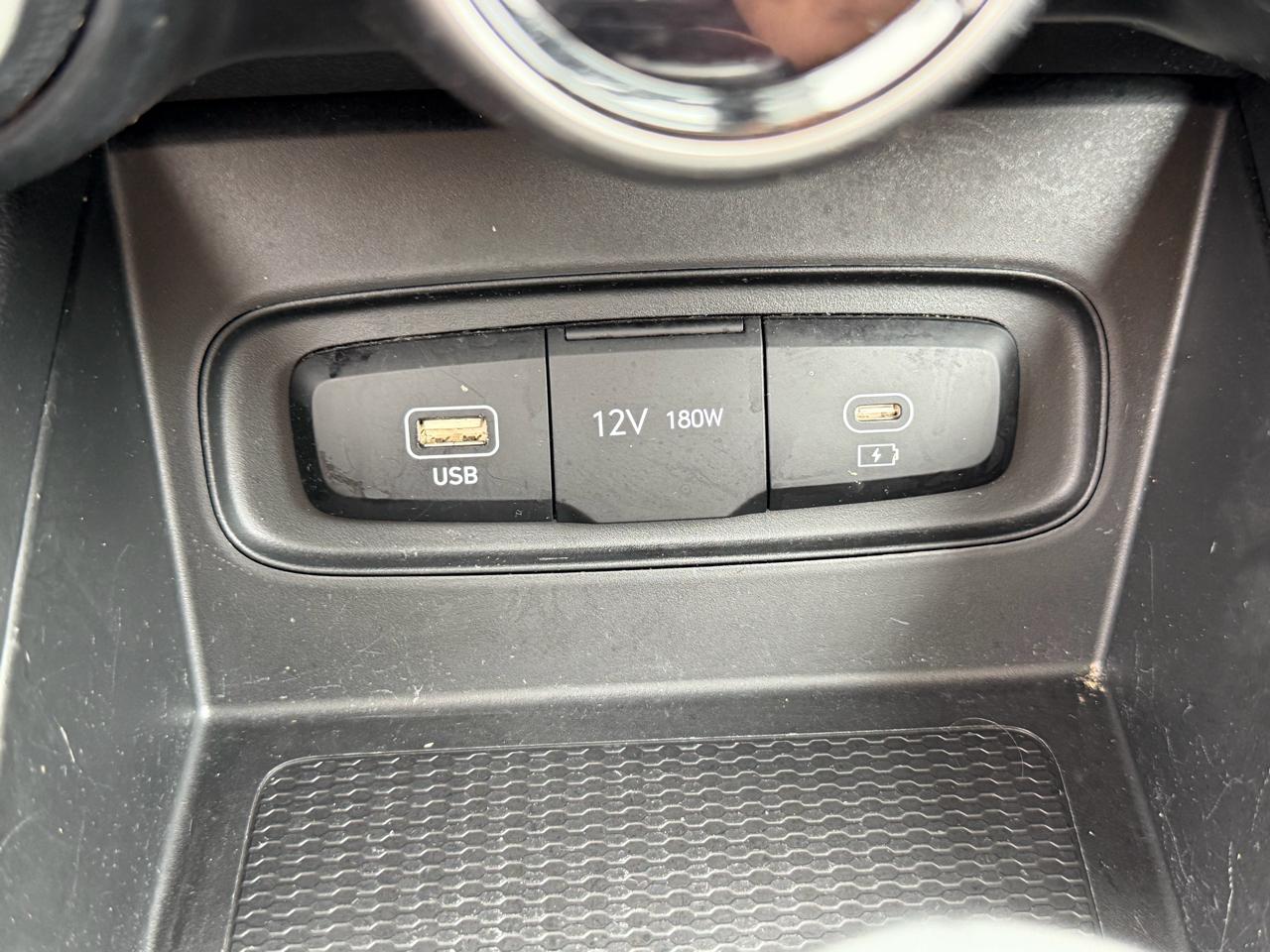 Hyundai Venue SEL 2023