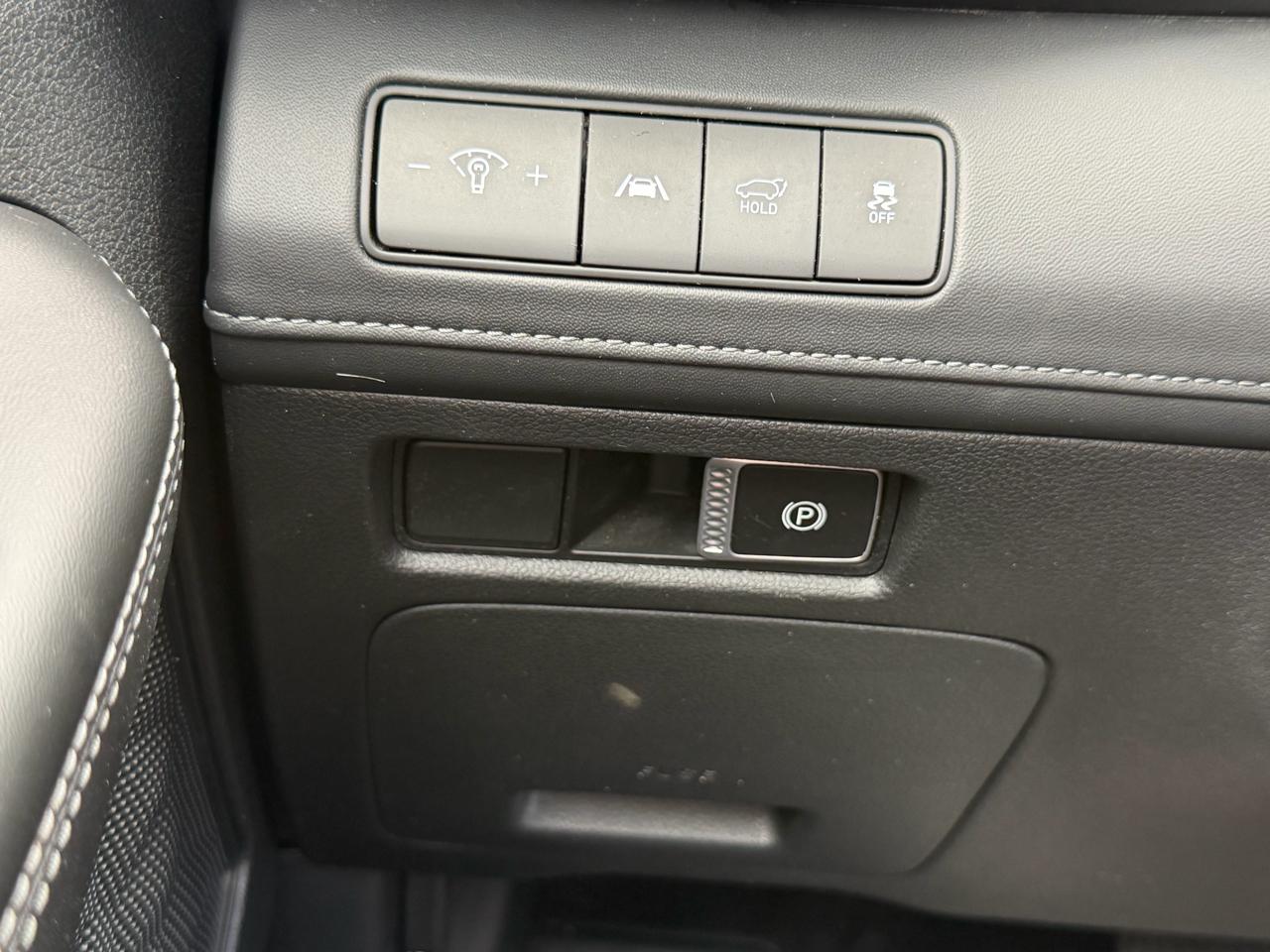 Hyundai Santa Fe SEL w/Premium Package 2023