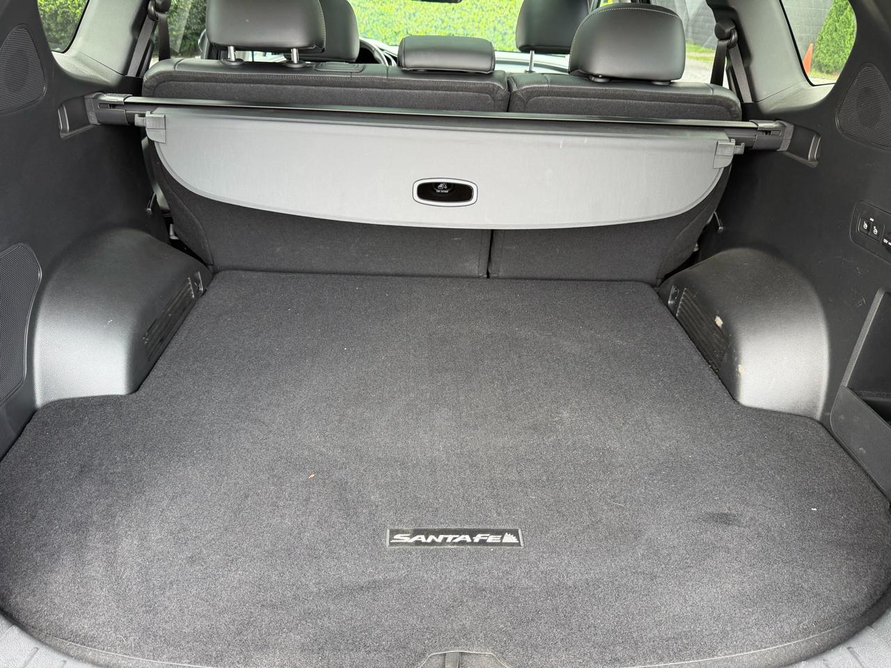 Hyundai Santa Fe SEL w/Premium Package 2023