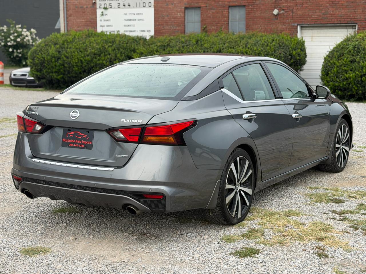 Nissan Altima  2020