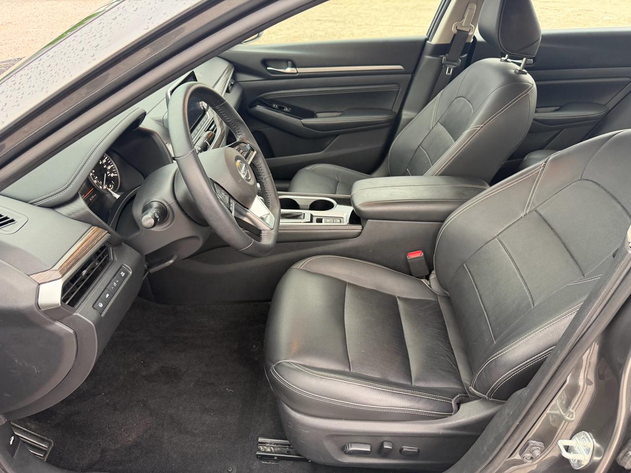 Nissan Altima  2020