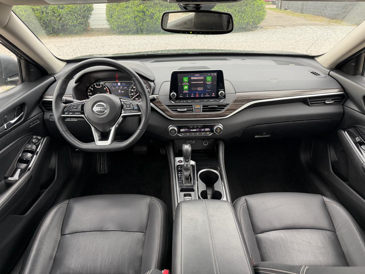 Nissan Altima  2020