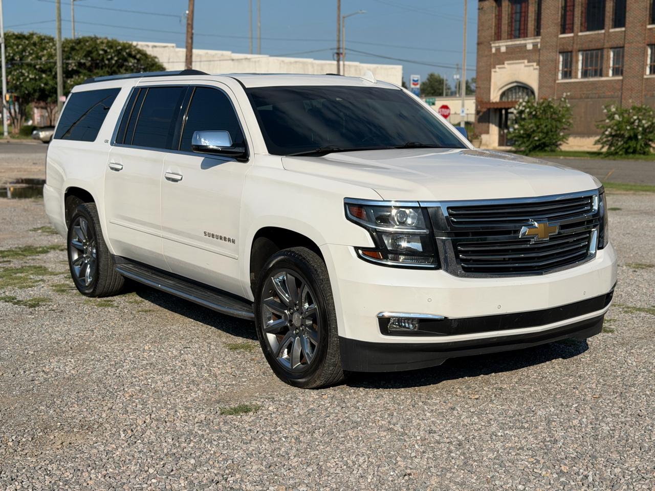 Chevrolet Suburban  2016