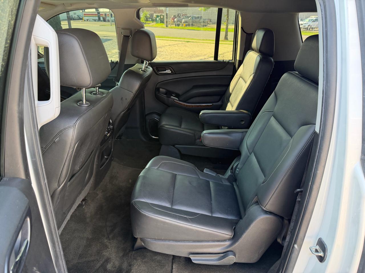 Chevrolet Suburban  2016