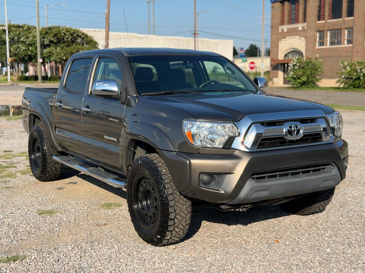 Toyota Tacoma  2015