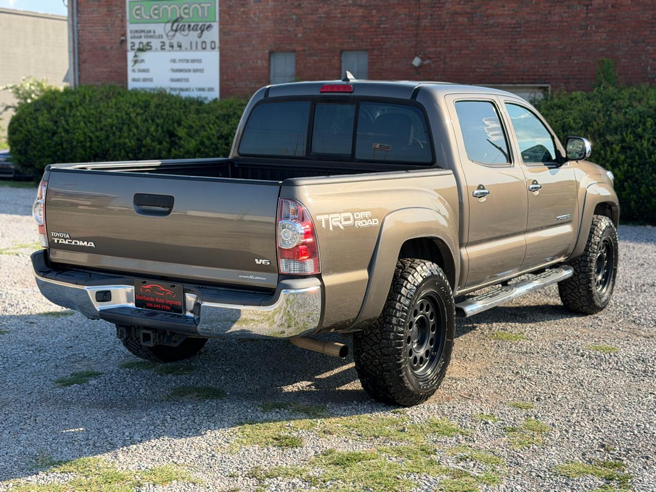 Toyota Tacoma  2015