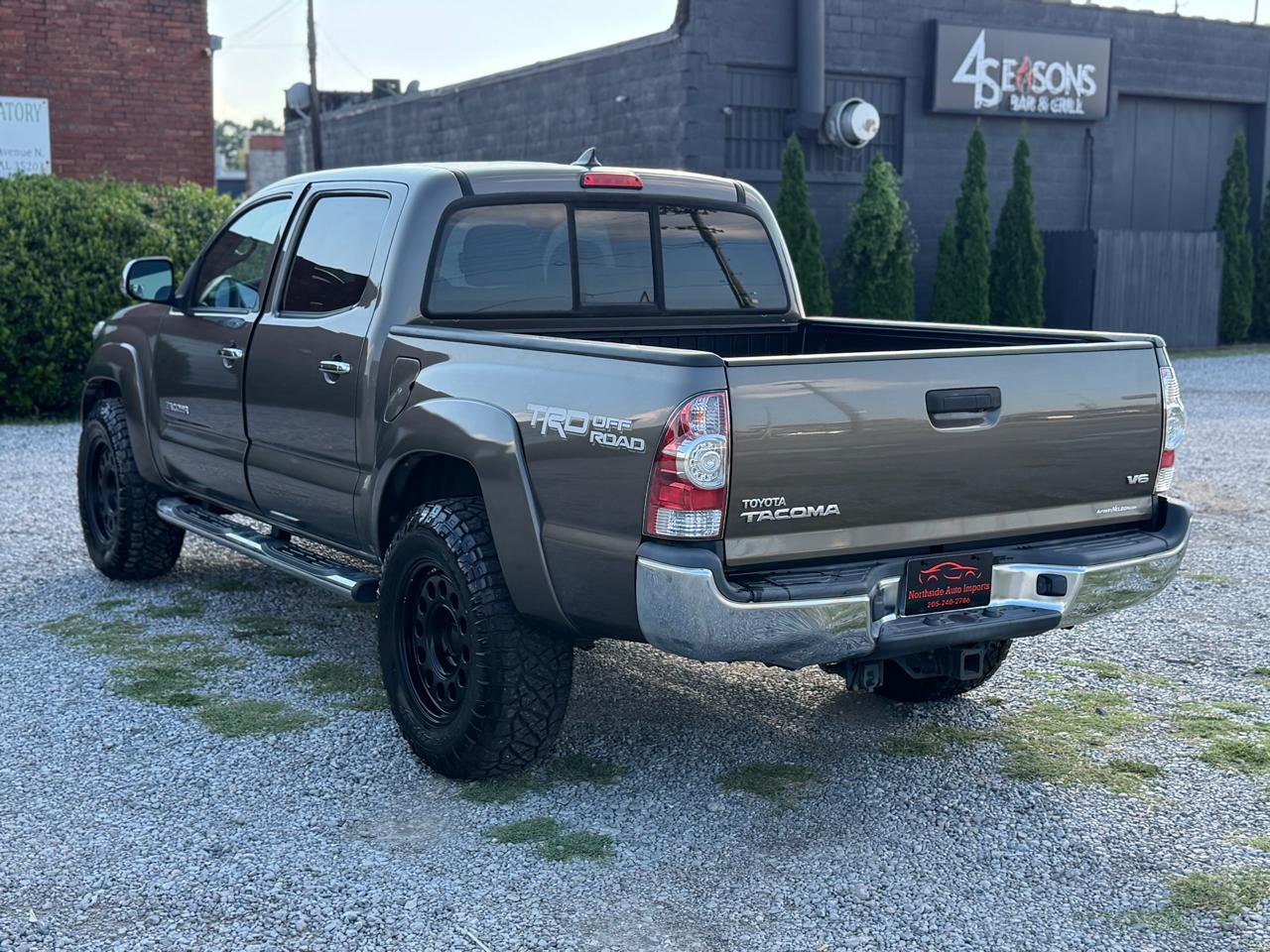 Toyota Tacoma  2015
