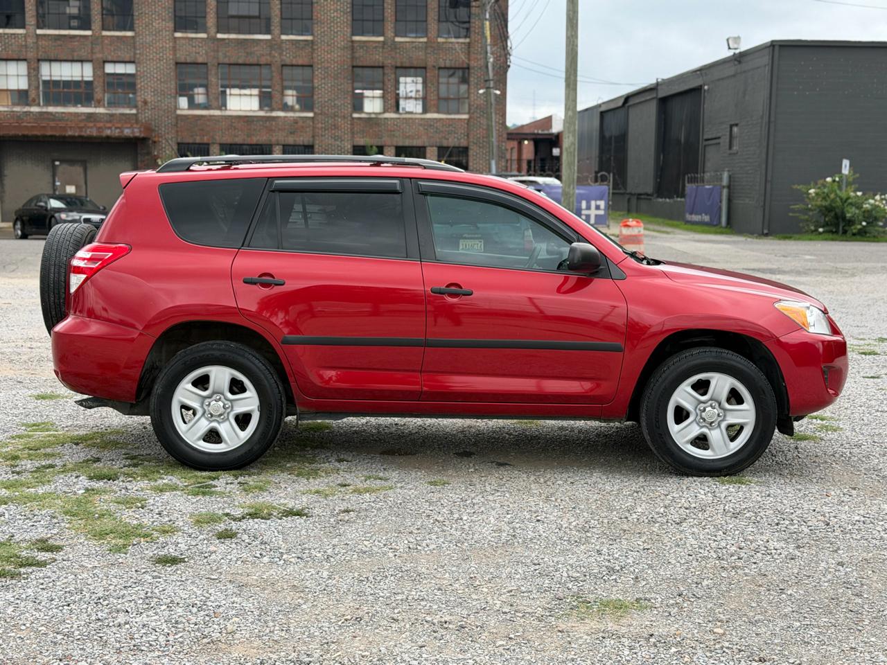 Toyota RAV4  2010