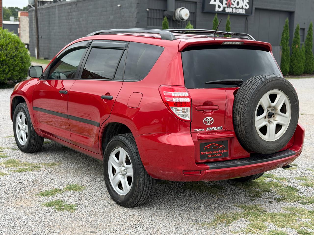 Toyota RAV4  2010