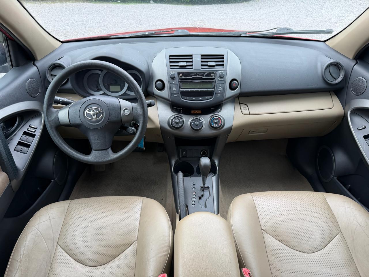 Toyota RAV4  2010
