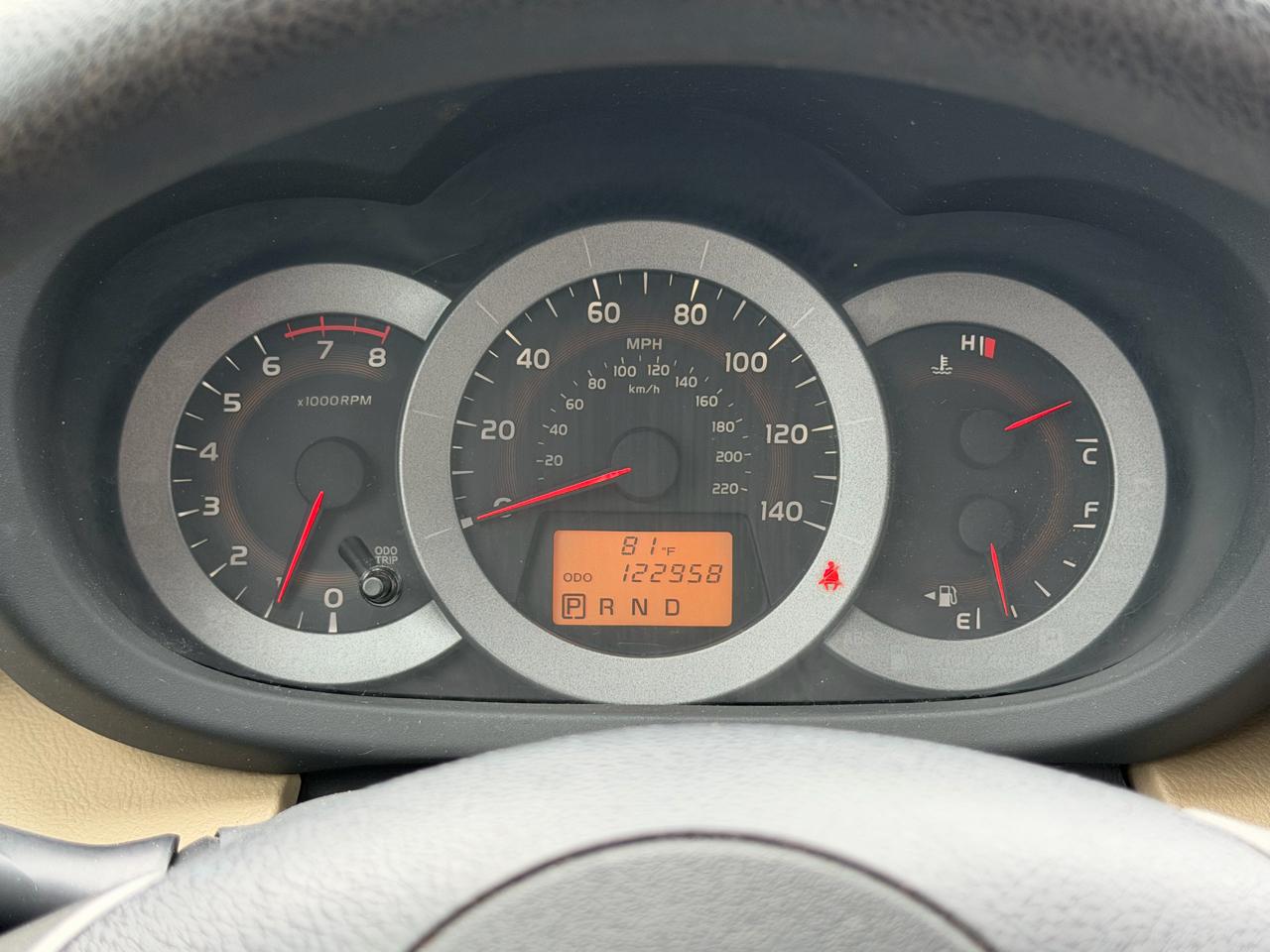 Toyota RAV4  2010