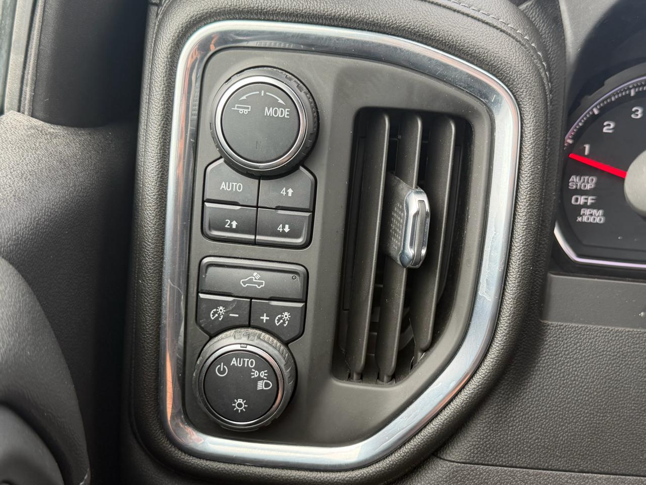 Chevrolet Silverado 1500 LT Crew Cab 2021