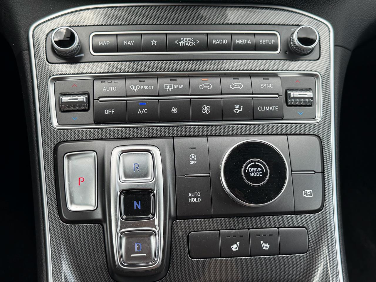 Hyundai Santa Fe SEL 2023