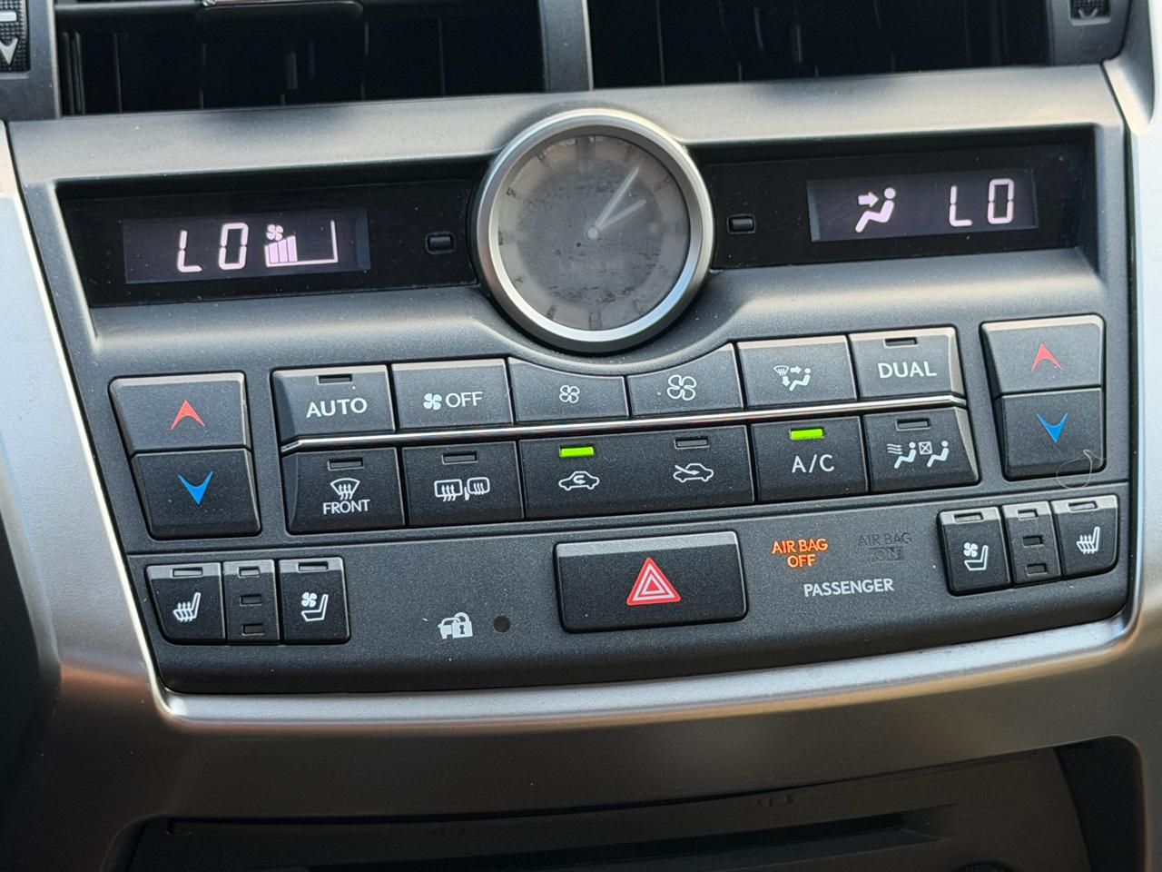 Lexus NX 200t  2016