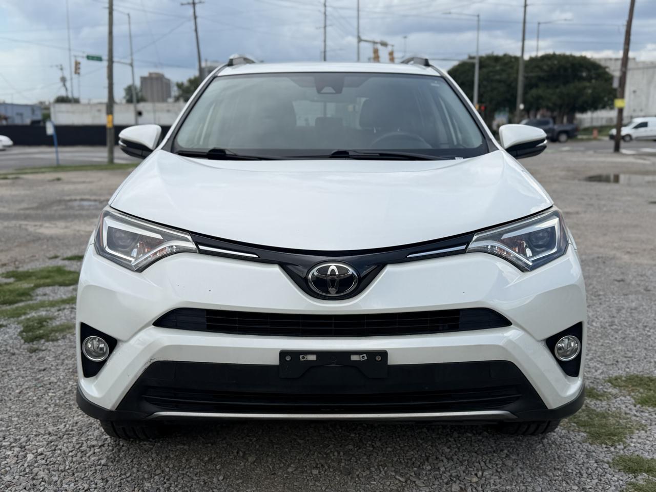 Toyota RAV4 Limited AWD 2018