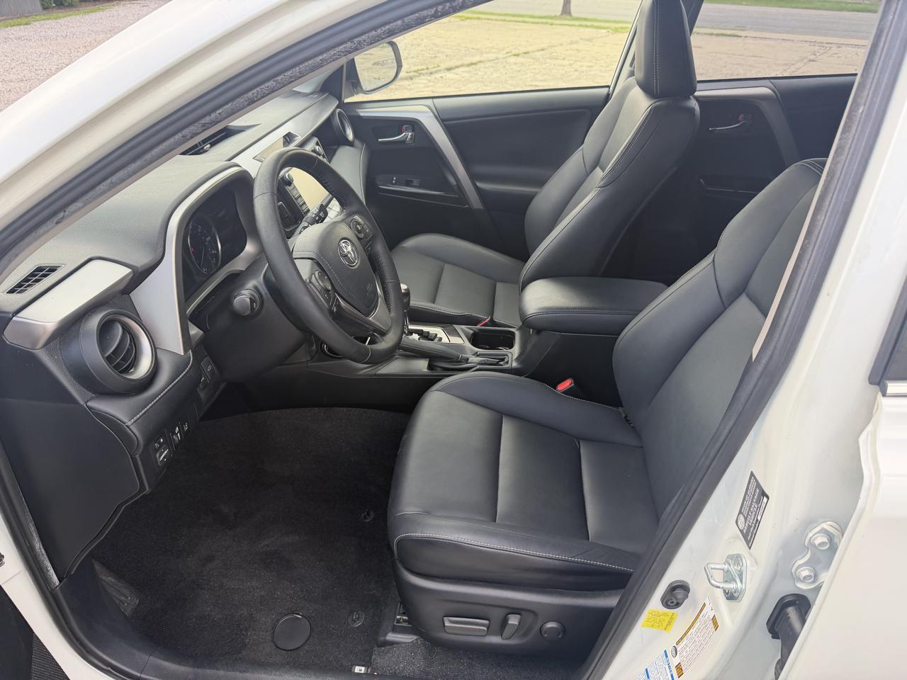 Toyota RAV4 Limited AWD 2018