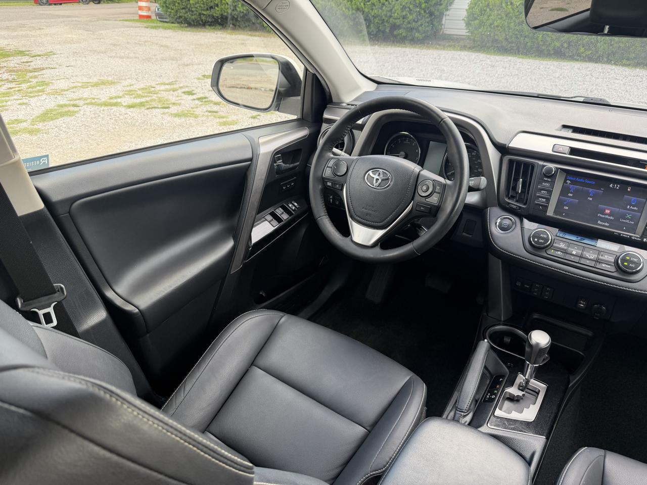 Toyota RAV4 Limited AWD 2018