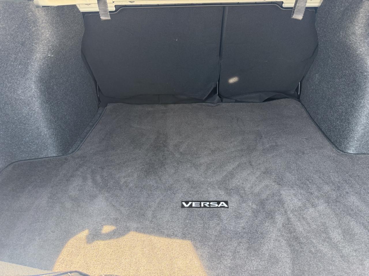 Nissan Versa SR 2025