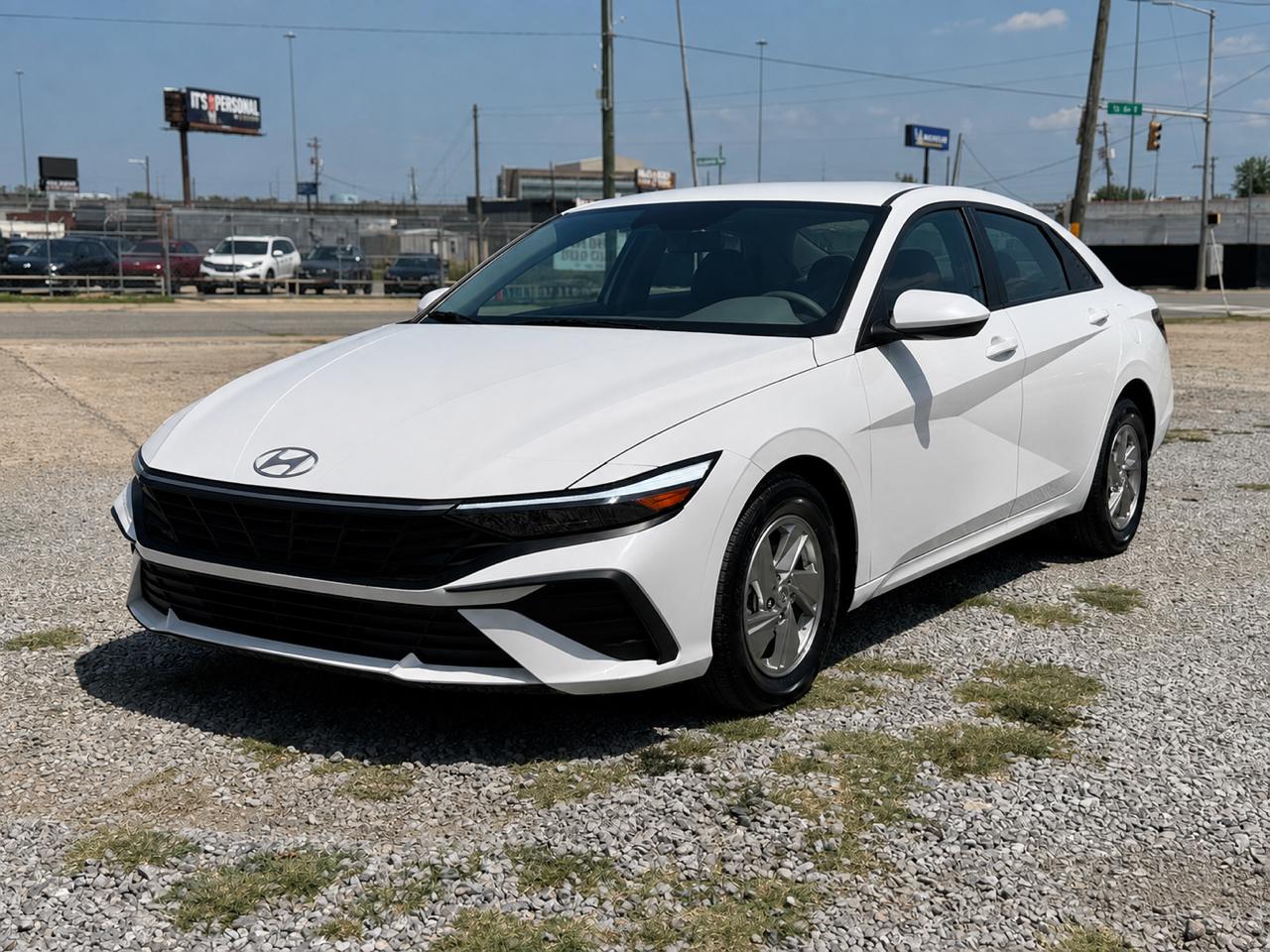 Hyundai Elantra SE 2025