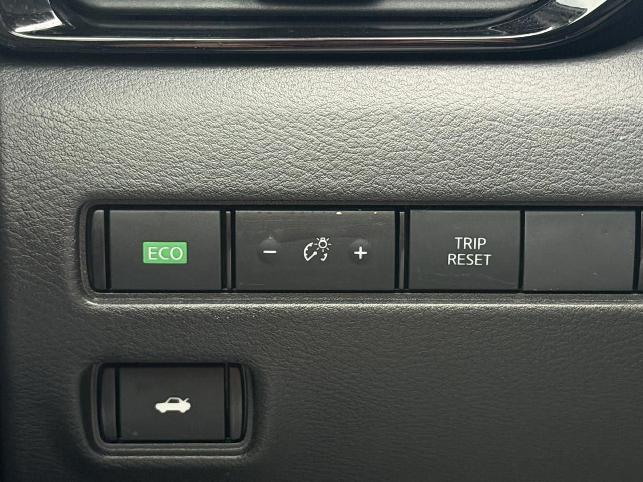Nissan Sentra SR 2025