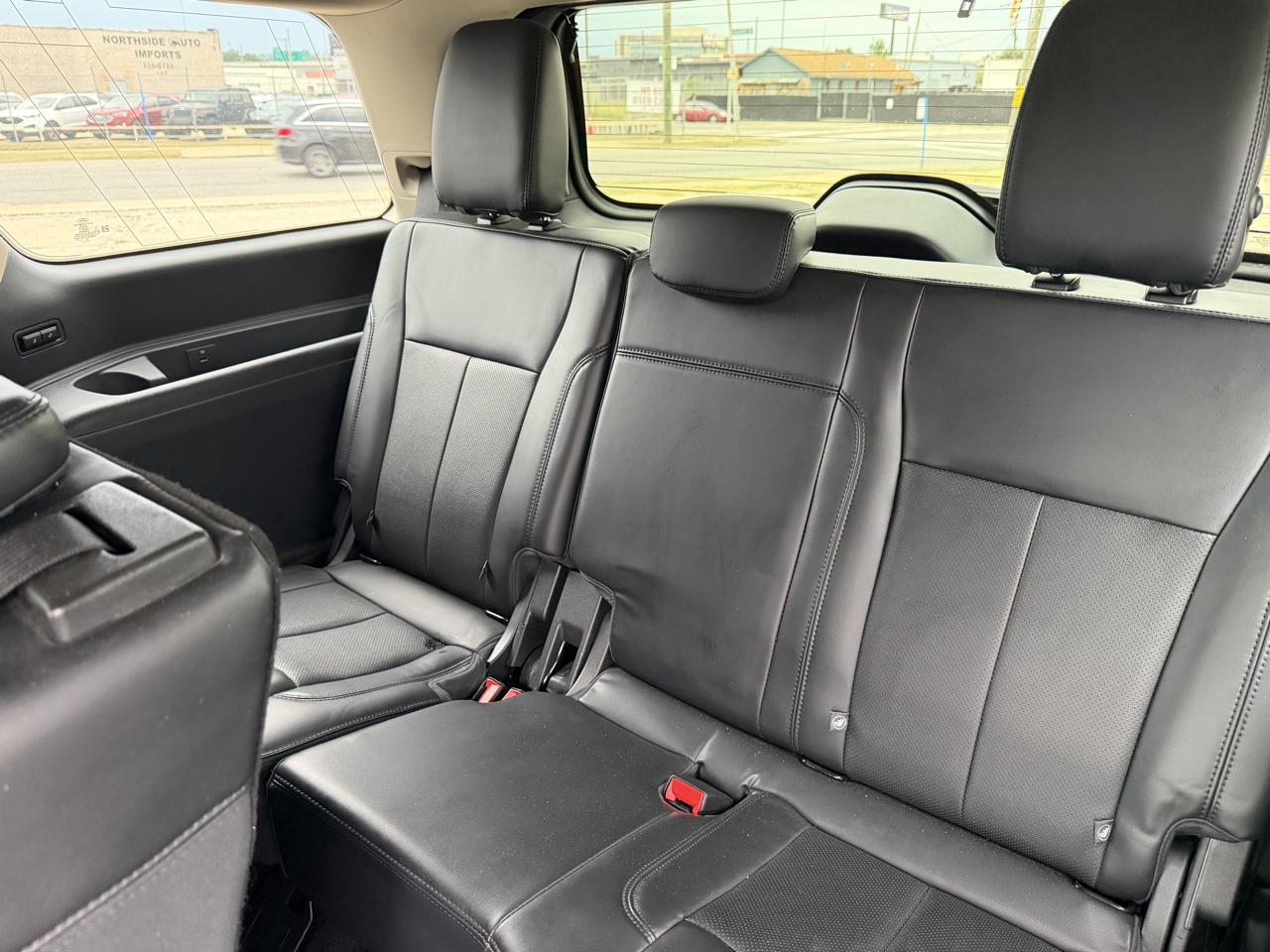 Ford Expedition XLT 2023