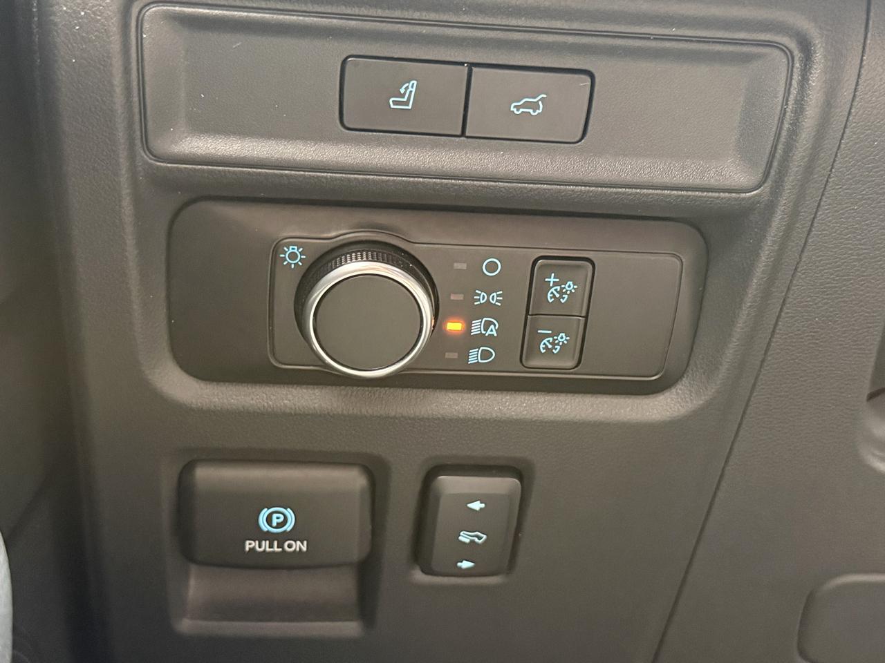 Ford Expedition XLT 2023