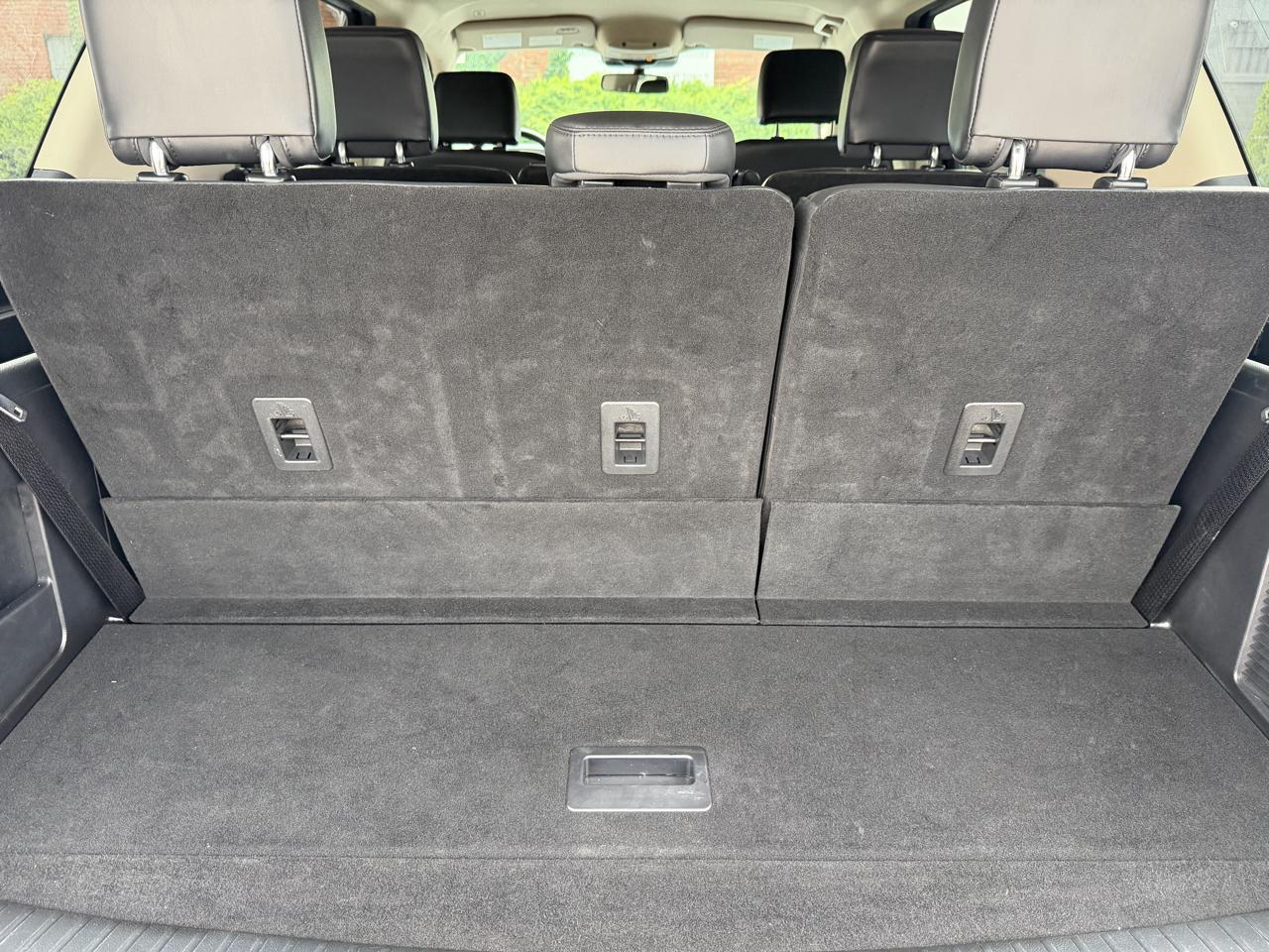 Ford Expedition XLT 2023