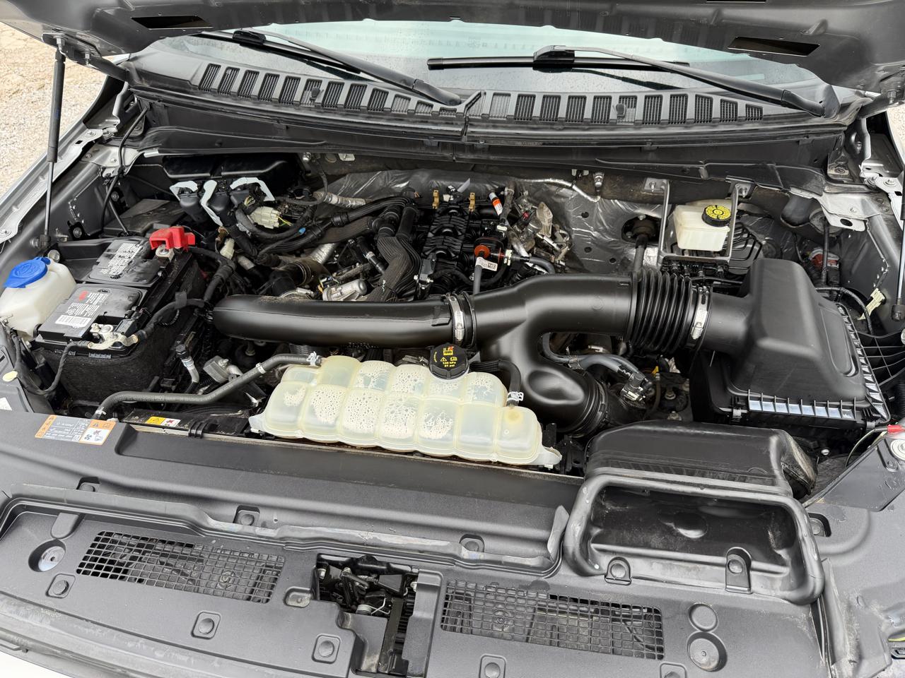 Ford Expedition XLT 2023