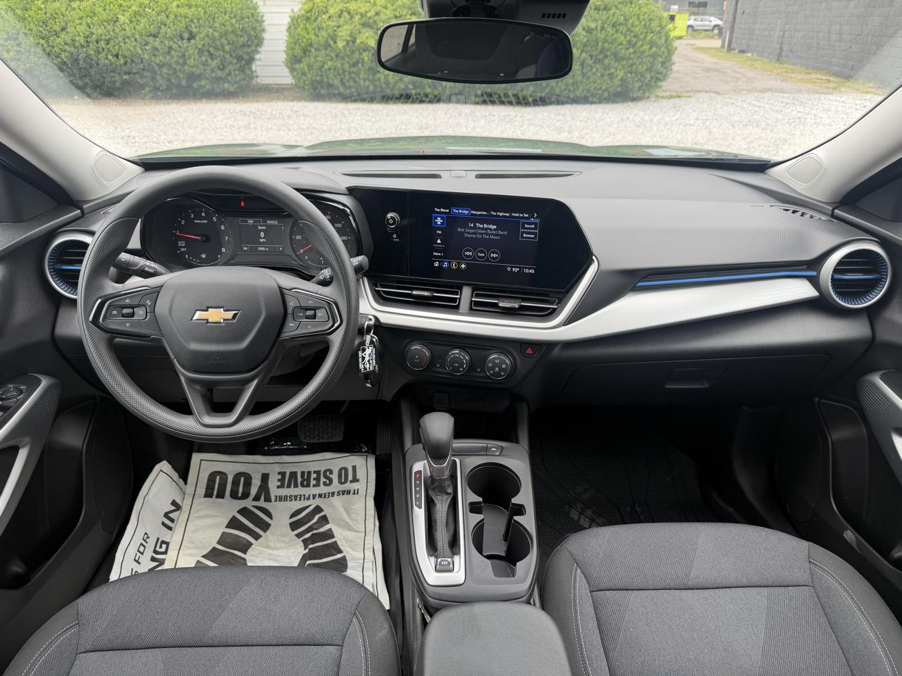 Chevrolet Trax LS 2025