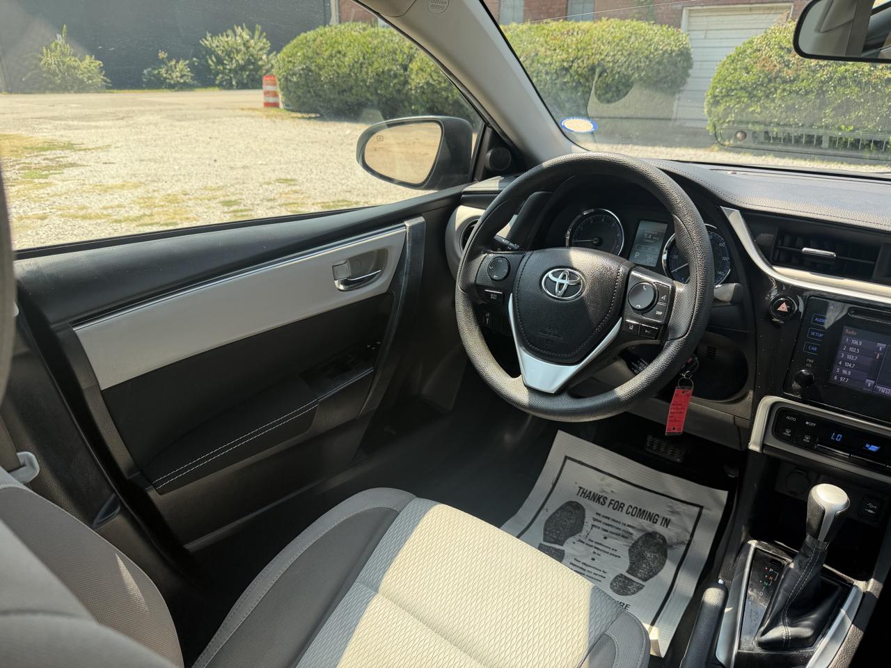 Toyota Corolla LE CVT 2019
