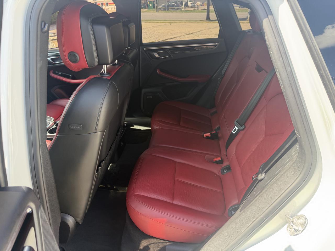 Porsche Macan S 2018