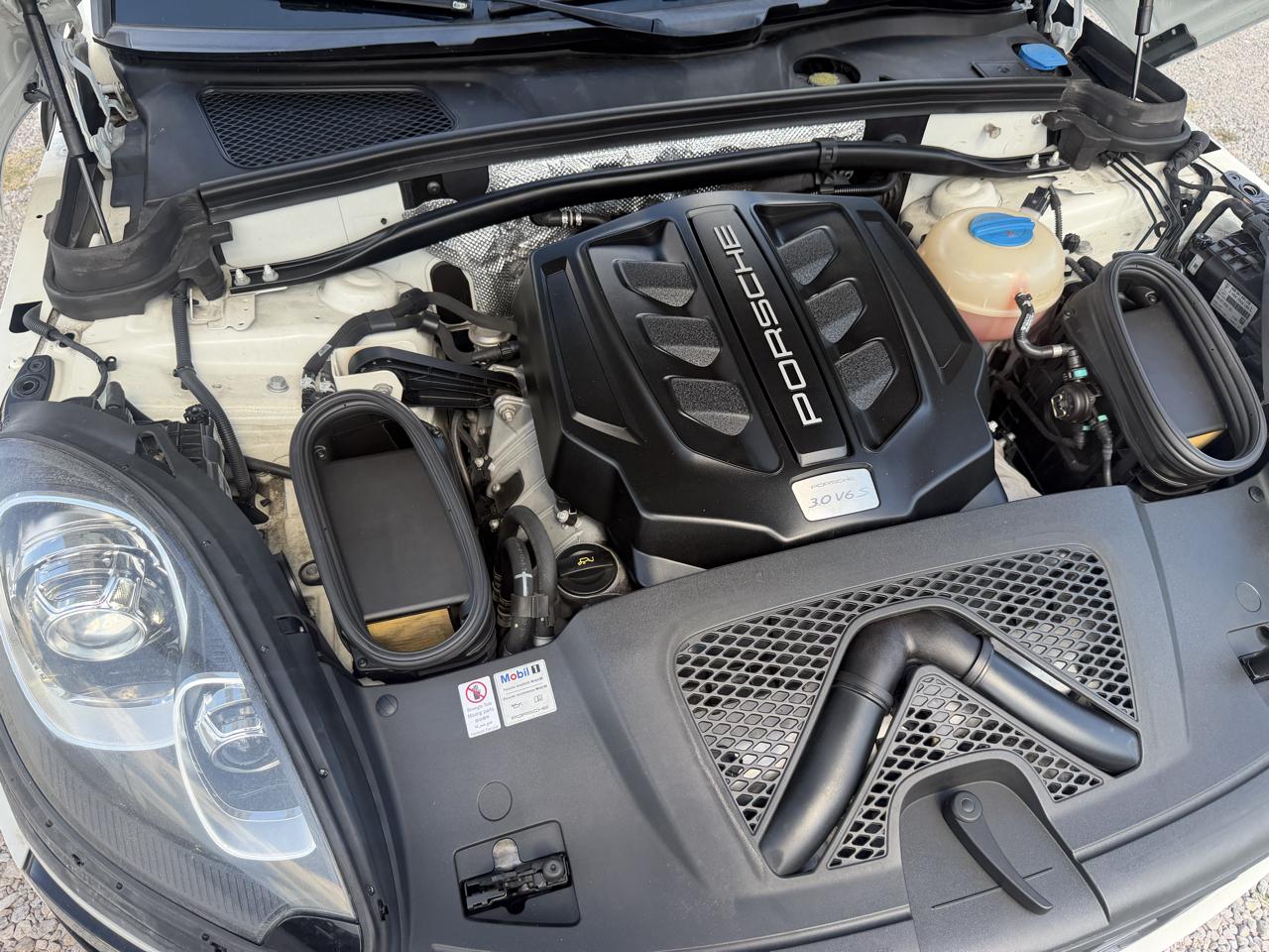 Porsche Macan S 2018