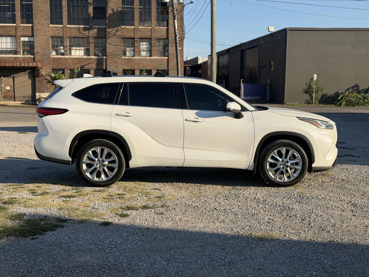 Toyota Highlander Limited 2021