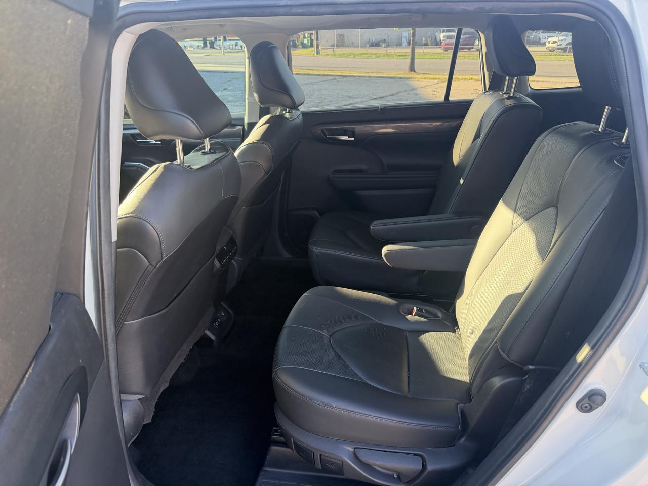 Toyota Highlander Limited 2021