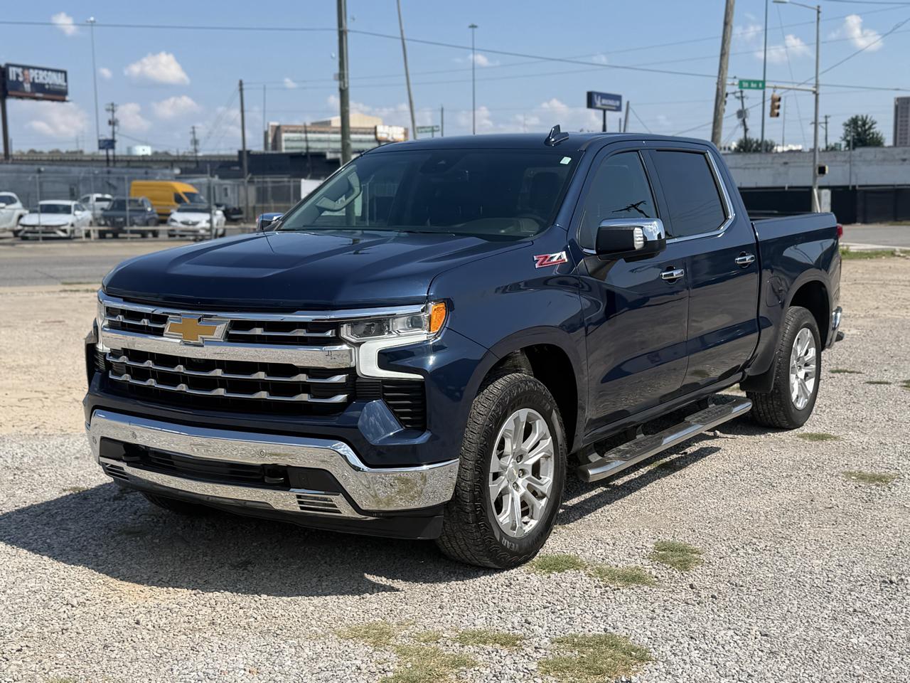 Chevrolet Silverado 1500 LTZ Crew Cab 4WD 2022