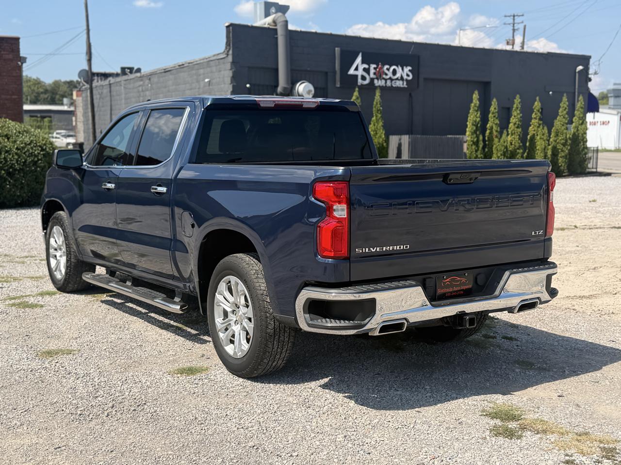 Chevrolet Silverado 1500 LTZ Crew Cab 4WD 2022