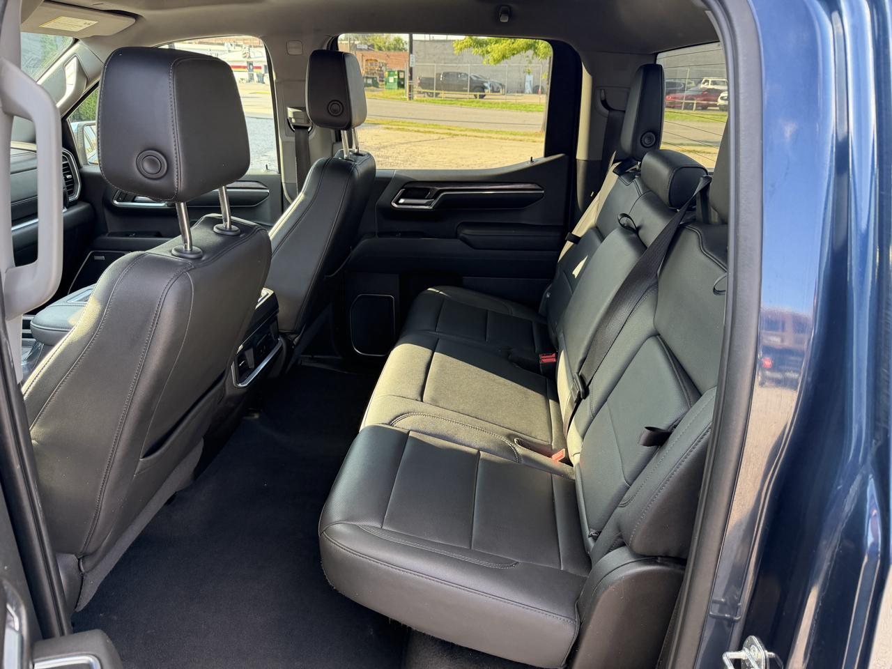 Chevrolet Silverado 1500 LTZ Crew Cab 4WD 2022