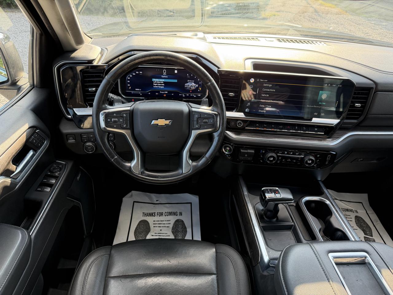 Chevrolet Silverado 1500 LTZ Crew Cab 4WD 2022