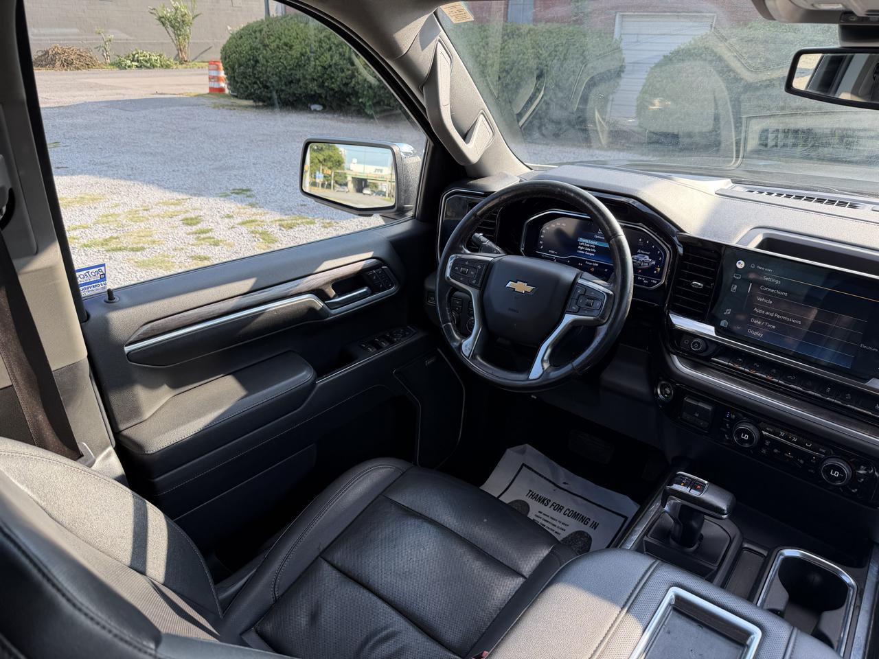 Chevrolet Silverado 1500 LTZ Crew Cab 4WD 2022