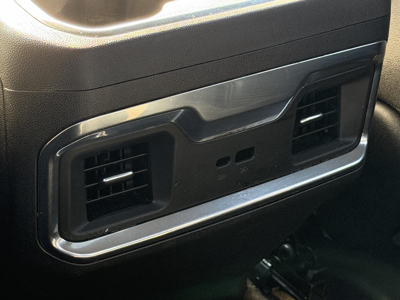 Chevrolet Silverado 1500 LTZ Crew Cab 4WD 2022