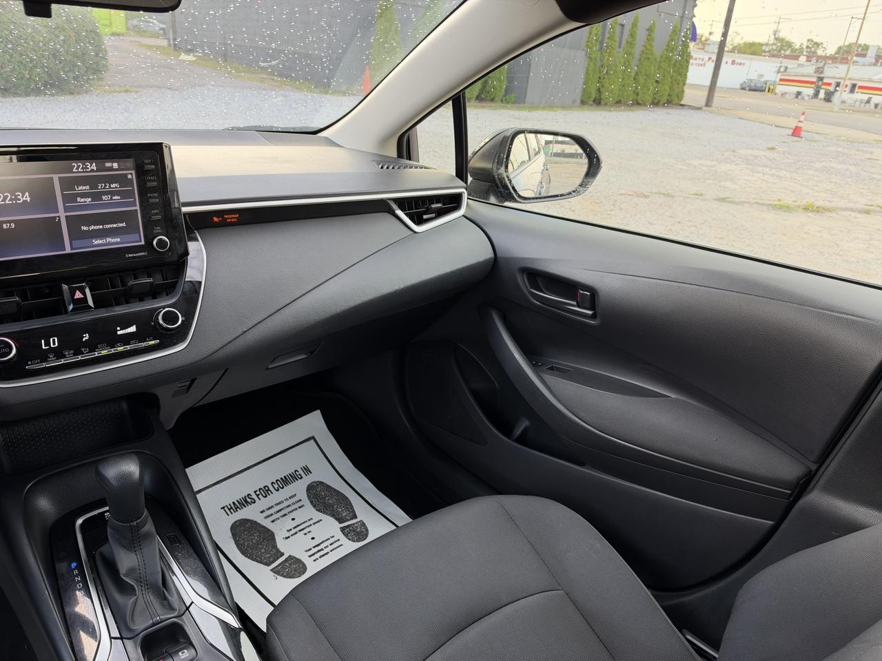 Toyota Corolla LE 2022