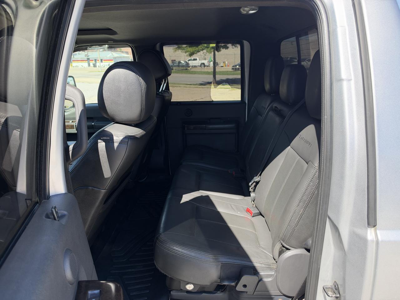 2014 Ford F-250 Super Duty Platinum - Photo 10
