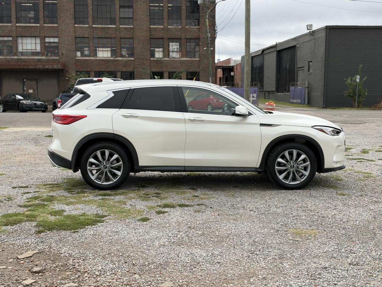 Infiniti QX50 LUXE 2021