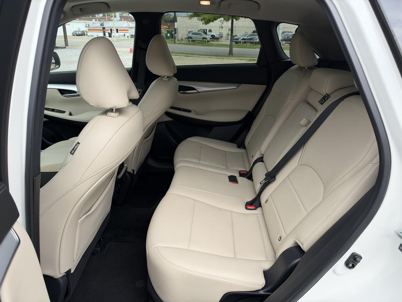 Infiniti QX50 LUXE 2021
