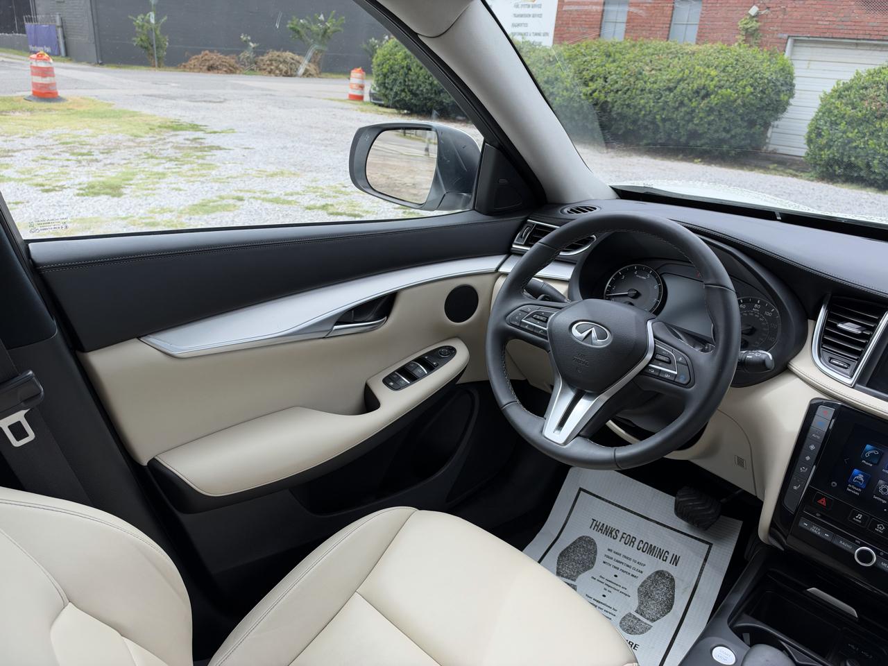 Infiniti QX50 LUXE 2021