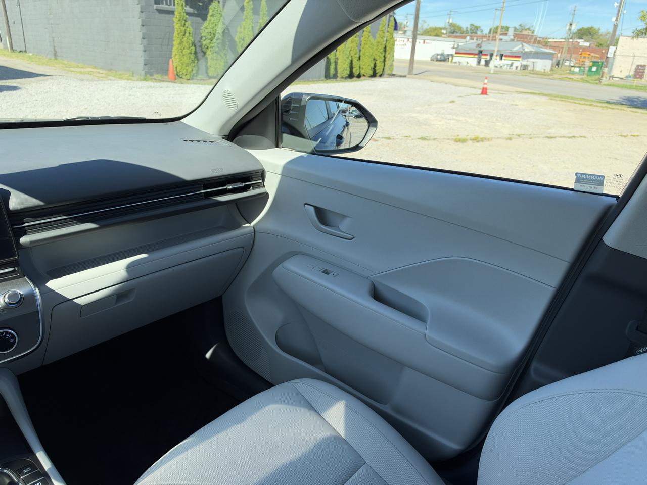 Hyundai Kona SE 2026