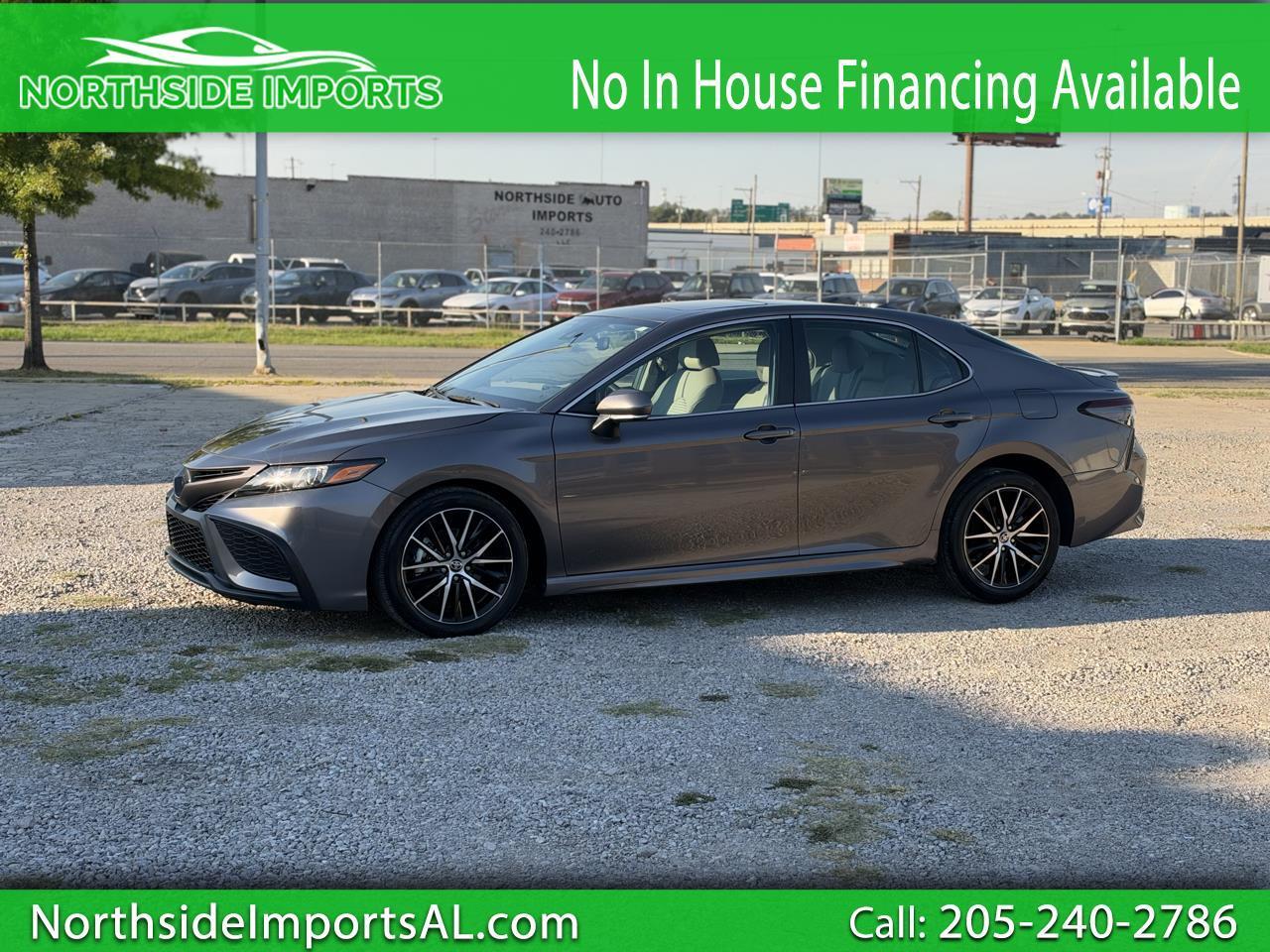 Toyota Camry SE 2024