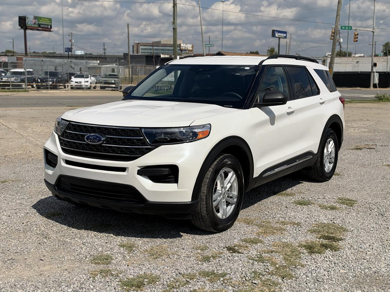 Ford Explorer XLT 2024