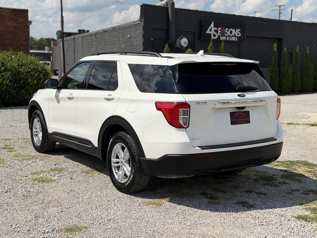 Ford Explorer XLT 2024
